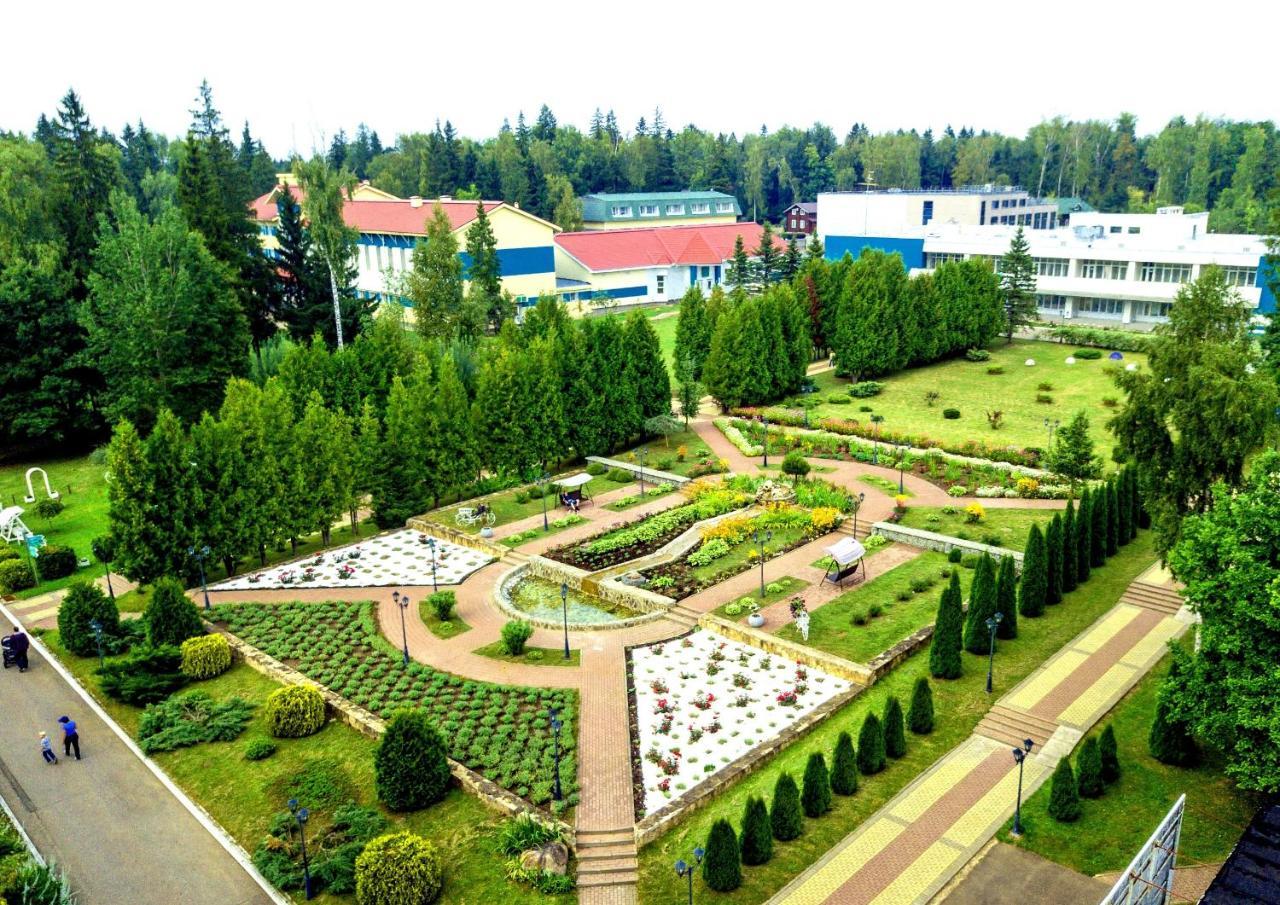 Kompleks Otdykha & Spa Bekasovo Hotel Exterior foto